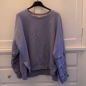 Super cute embroidered Boden sweatshirt